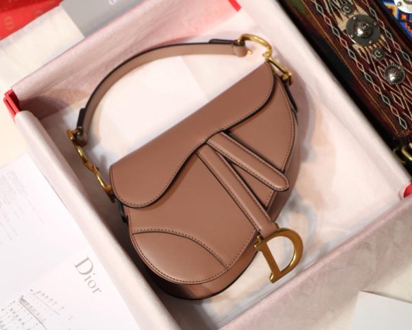 Replica Dior Mini Saddle Bag M0447 – Stylish & Compact Design - Image 7