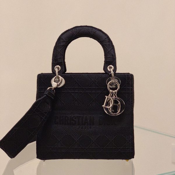 Dior Lady D-Lite Replica M0565 with Embroidered Logo - Image 10
