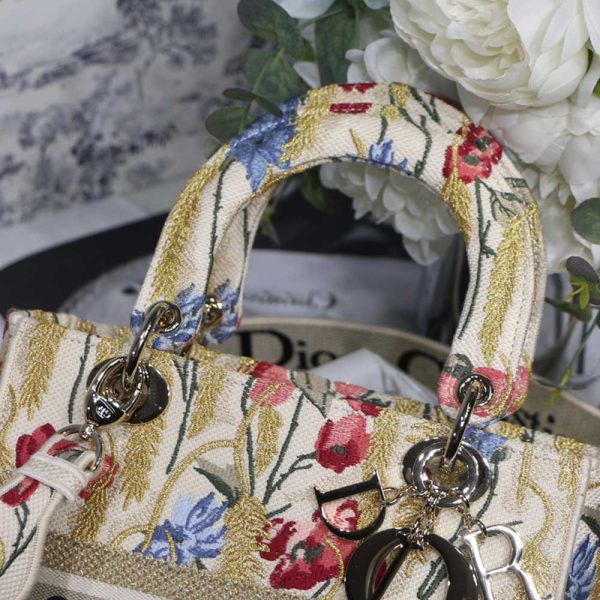 Replica Dior AAA Flowers Lady D-Lite Bag M0565 Embroidery - Image 7