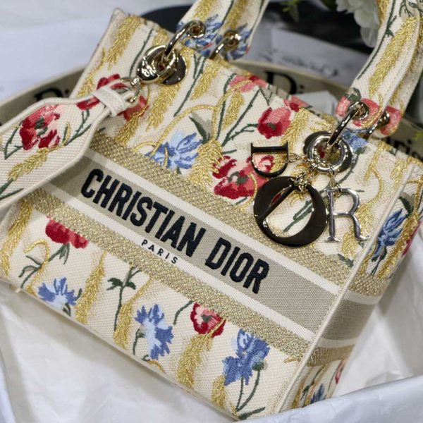 Replica Dior AAA Flowers Lady D-Lite Bag M0565 Embroidery - Image 9