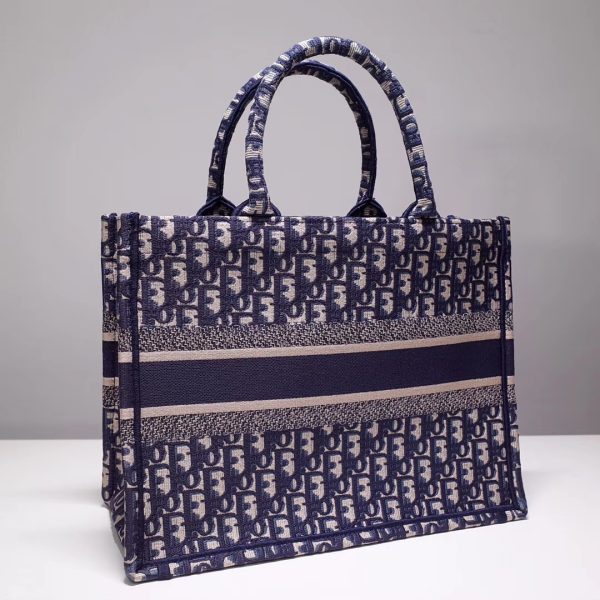 Replica Dior Oblique Book Tote 36/42Cm - Image 5