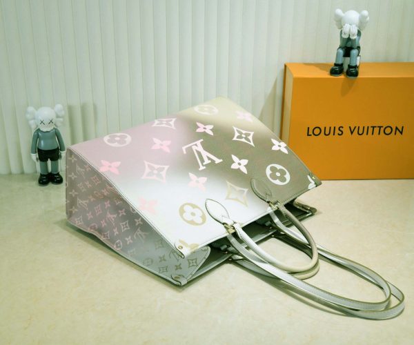 Replica Louis Vuitton Onthego MM/GM Tote Bag - Image 7