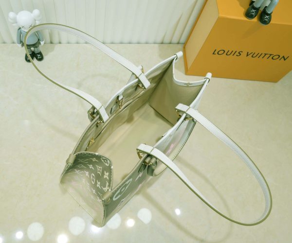 Replica Louis Vuitton Onthego MM/GM Tote Bag - Image 17