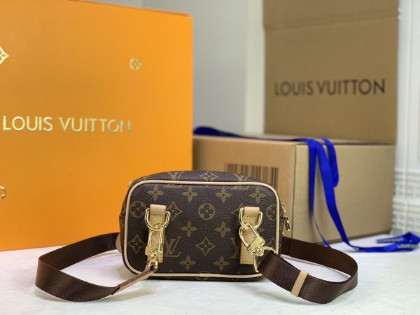 Replica LV Taigarama Outdoor Pouch in Brown & Black - Image 4