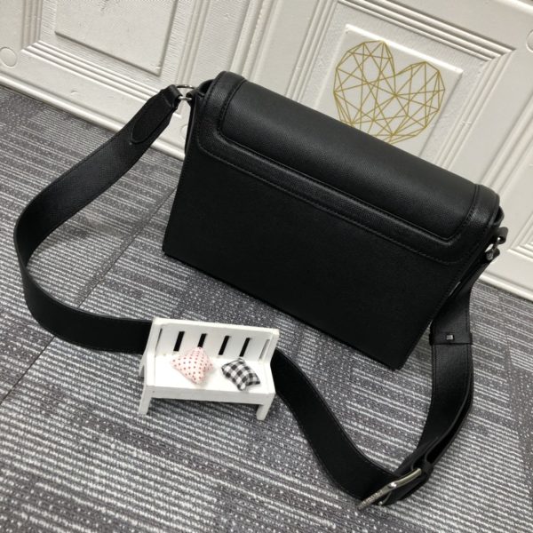 Replica LV New Flap Messenger Bag M30813 - Image 3