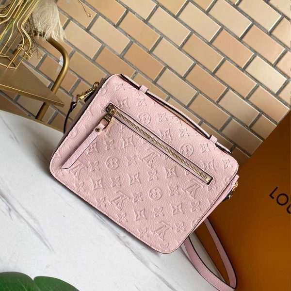 Replica LV Pochette Metis M40780 – Beige, Pink, Black, Navy, Red - Image 12