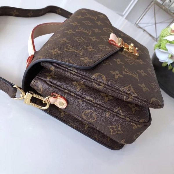 Replica Louis Vuitton Pochette Metis M44875 Crossbody Bag - Image 4