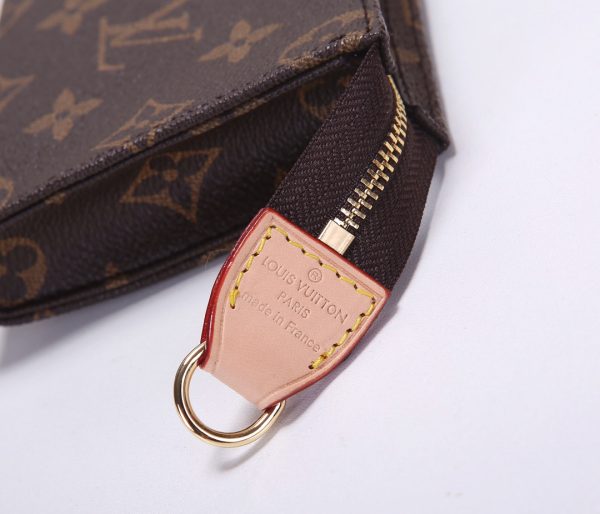 Louis Vuitton Monogram Bucket PM Tote with Wallet M42238 Replica - Image 5
