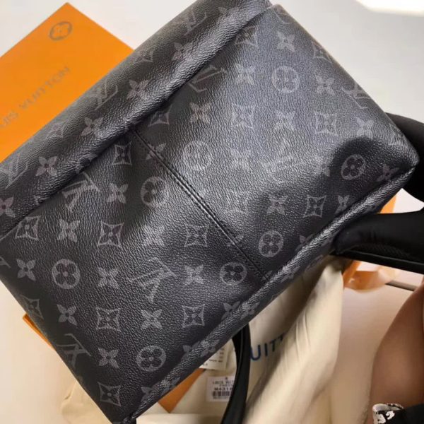 Louis Vuitton Discovery Backpack PM Replica Black M43186 AAA - Image 5