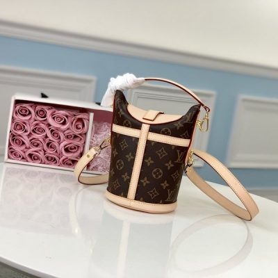 Replica Louis Vuitton Duffle Bag M43587 | Stylish Travel Essential