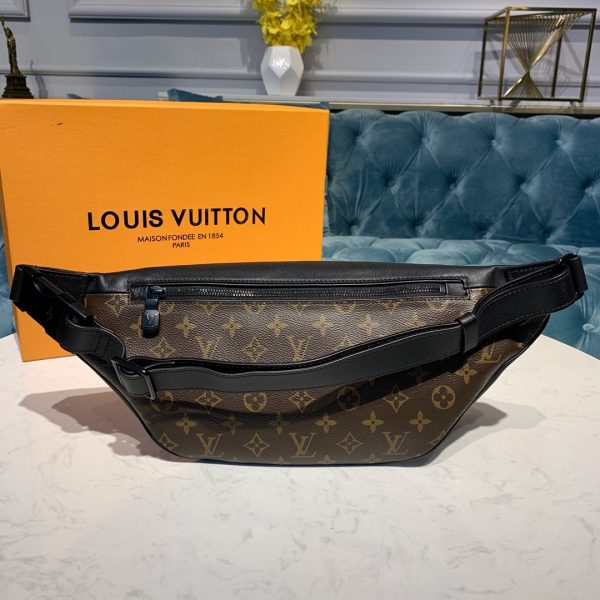 Replica LV Discovery Bumbag M44336 – Stylish & Functional - Image 3