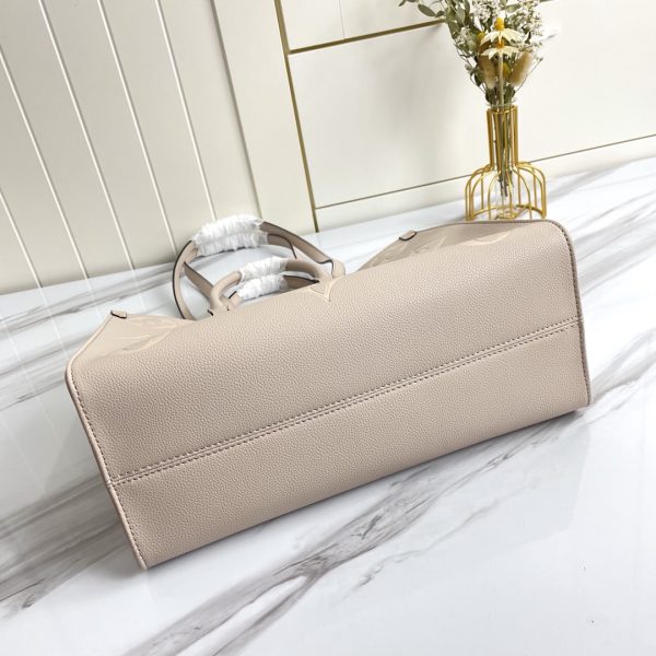 Louis Vuitton OnThego MM Replica Black/Beige AAA - Image 15