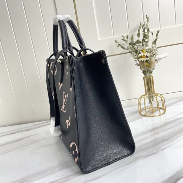 Louis Vuitton OnThego MM Replica Black/Beige AAA - Image 4