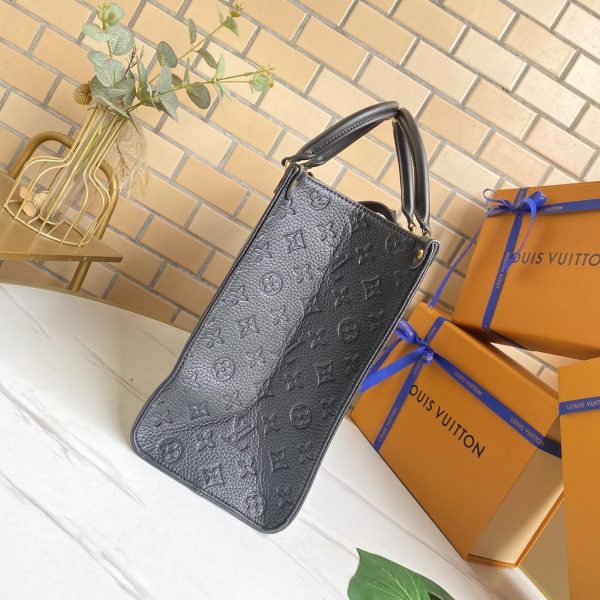 Replica LV Onthego MM Tote Bag in 6 Stylish Designs - Image 2