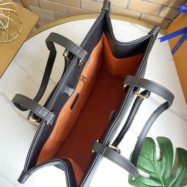Replica LV Onthego MM Tote Bag in 6 Stylish Designs - Image 4