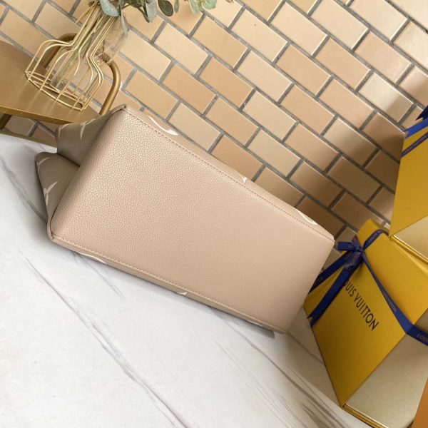 Replica LV Grand Palais Tote Bag - Luxe Style, Affordable Elegance - Image 20