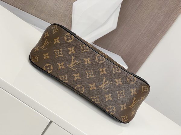 Replica LV Boulogne M45832 Handbag - Stylish & Affordable - Image 5
