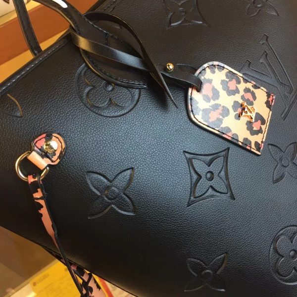 Replica LV Neverfull MM Tote in Black & White - Image 8