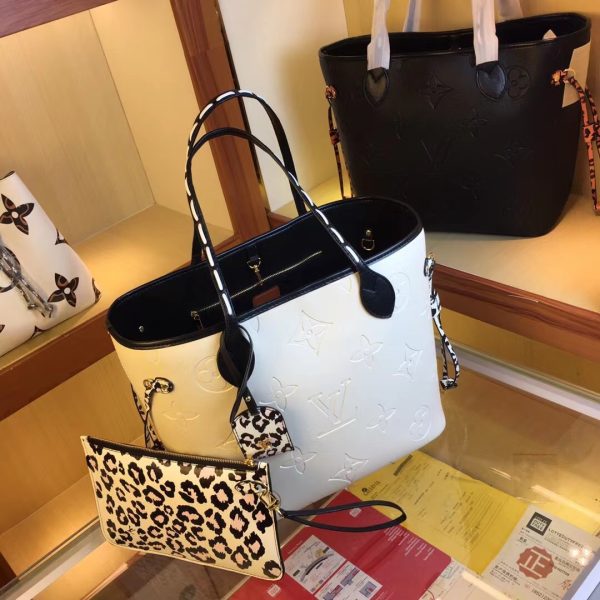 Replica LV Neverfull MM Tote in Black & White - Image 2