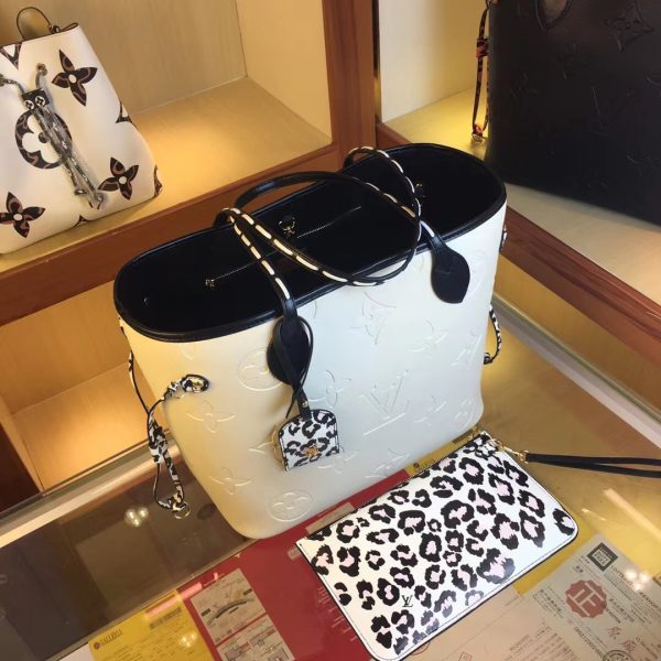 Replica LV Neverfull MM Tote in Black & White - Image 4
