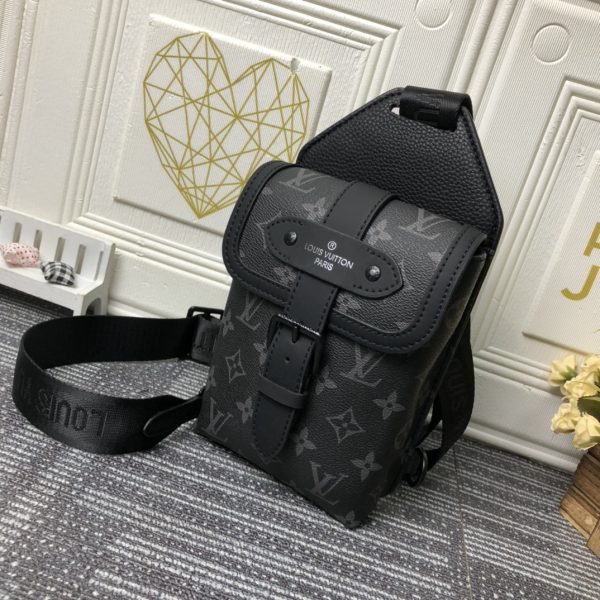 Louis Vuitton Saumur Replica Slingbag M45912