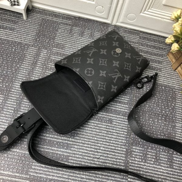 Louis Vuitton Saumur Replica Slingbag M45912 - Image 6