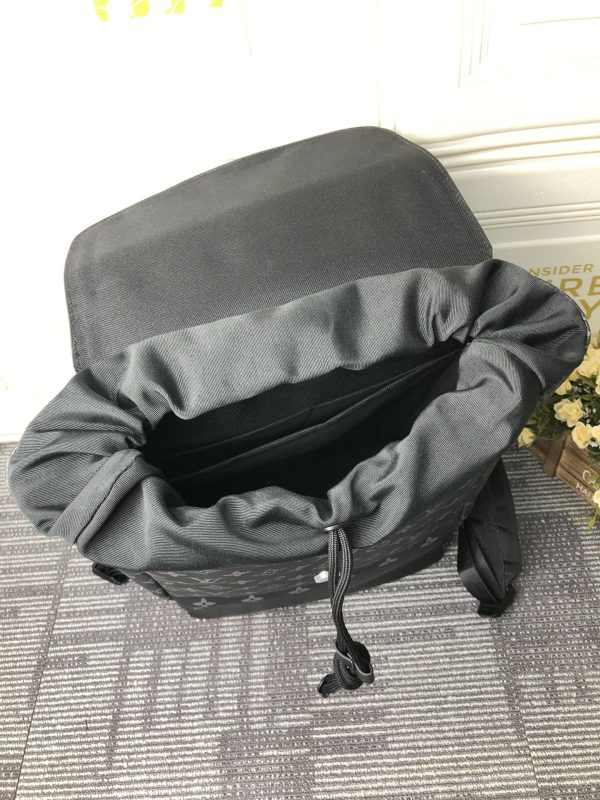 LV Replica Saumur Backpack M45913 - Classic Style, Timeless Design - Image 6