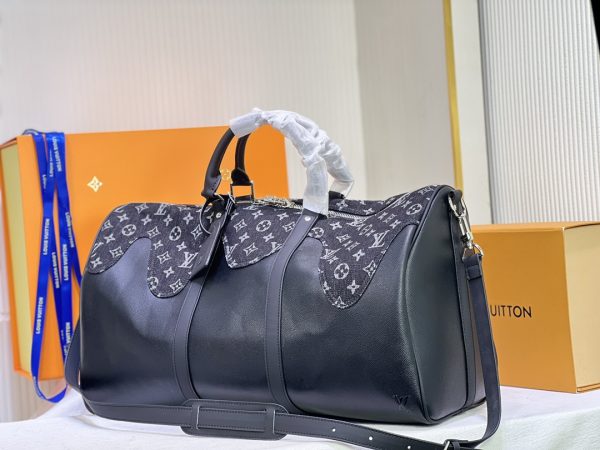 Replica LV Keepall Bandouliere 50 M45975 Black Travel Bag - Image 3