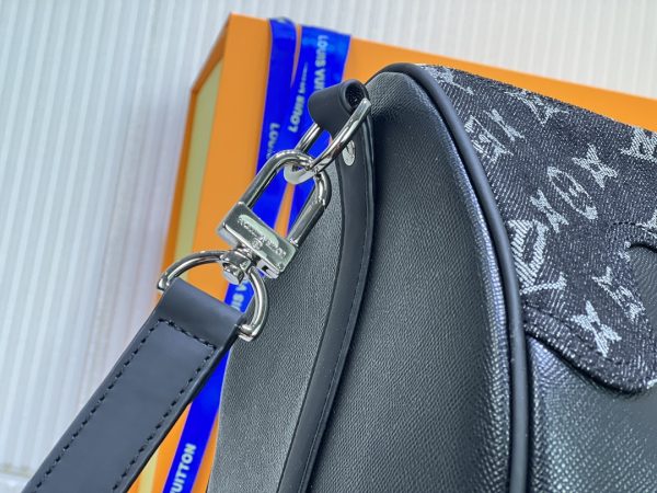 Replica LV Keepall Bandouliere 50 M45975 Black Travel Bag - Image 5