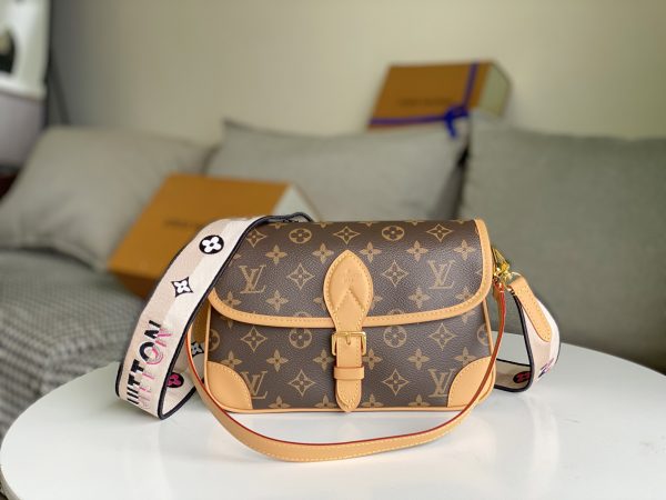 Replica Louis Vuitton Diane M45985 Crossbody Bag