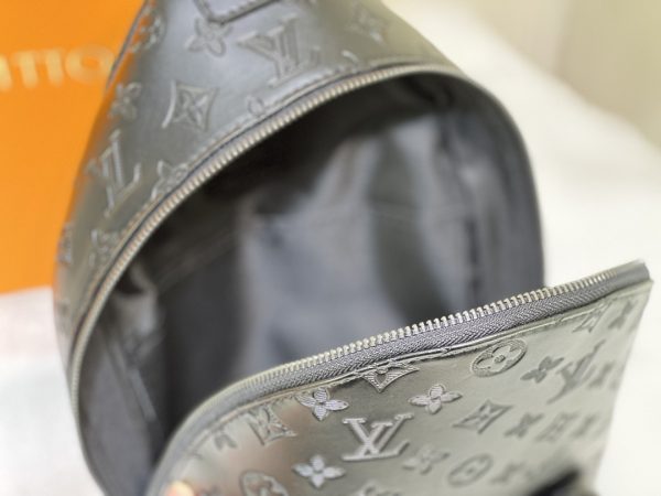 Replica LV Monogram Shadow Racer Slingbag M46107 - Image 6
