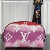 Best Replicas Bags - Replica LV Escale Cosmetic Pouch M47515 – Stylish & Compact Shop For Best Louis Vuitton LV Replica Bags With Cheap Price