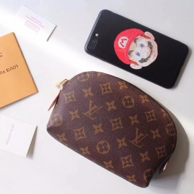 Replica LV Cosmetic Pouch M47515 – Stylish & Compact Design