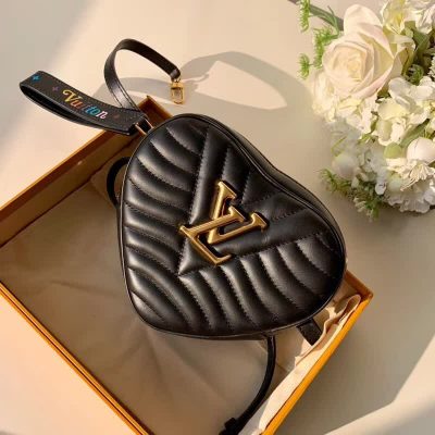 AAA Replica Louis Vuitton New Wave Heart Bag