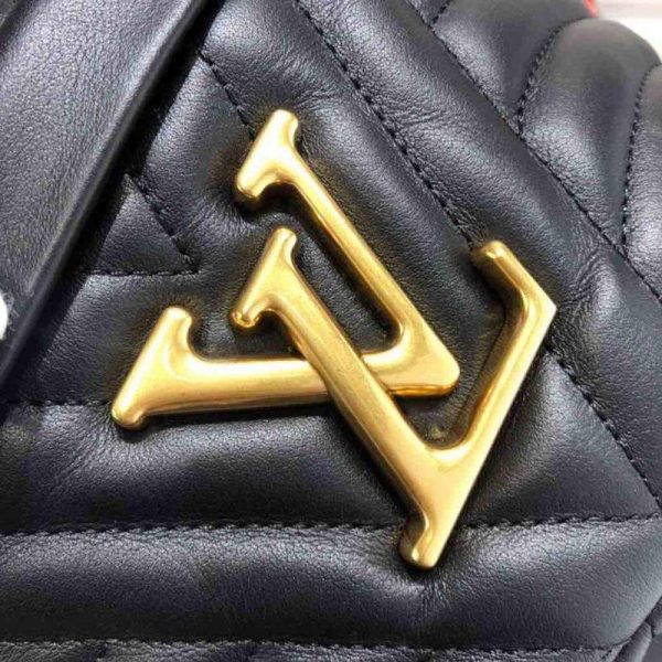 Louis Vuitton New Wave Bumbag Black/White Replica - Image 4