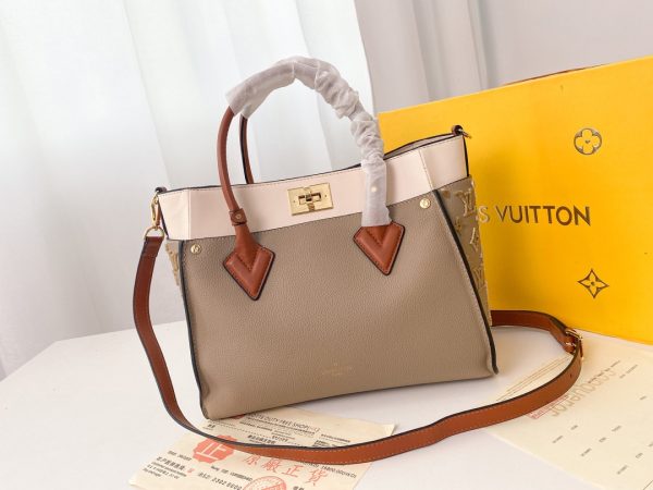 Replica Louis Vuitton On My Side M53824 Handbag - Image 15