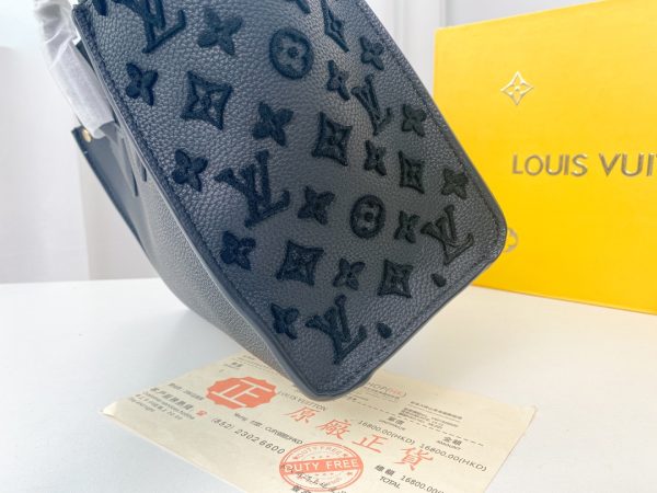 Replica Louis Vuitton On My Side M53824 Handbag - Image 3