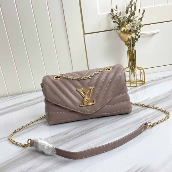 Replica Louis Vuitton New Wave Chain Tote M53937 Bag - Image 11