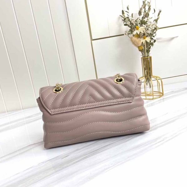 Replica Louis Vuitton New Wave Chain Tote M53937 Bag - Image 13