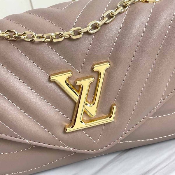 Replica Louis Vuitton New Wave Chain Tote M53937 Bag - Image 14