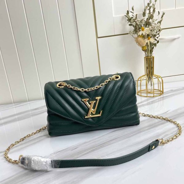 Replica Louis Vuitton New Wave Chain Tote M53937 Bag - Image 18