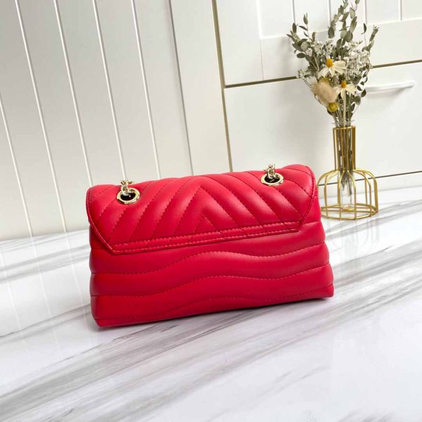 Replica Louis Vuitton New Wave Chain Tote M53937 Bag - Image 20