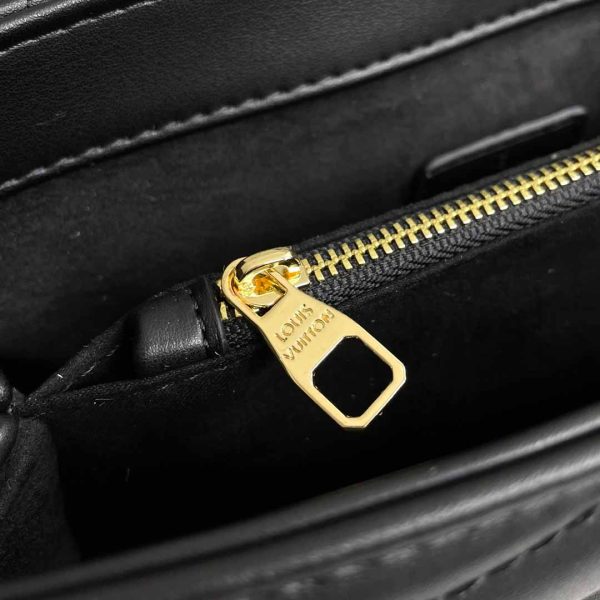 Replica Louis Vuitton New Wave Chain Tote M53937 Bag - Image 5