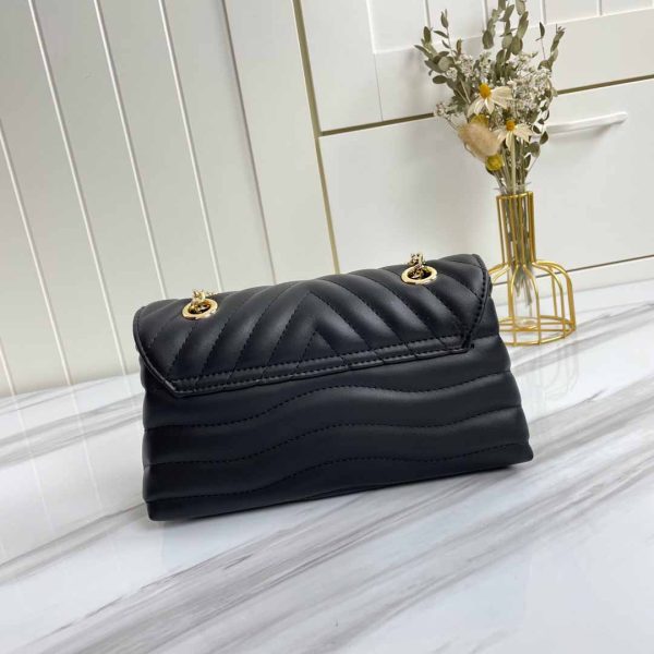 Replica Louis Vuitton New Wave Chain Tote M53937 Bag - Image 7