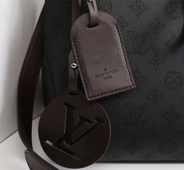 Replica LV Beaubourg Hobo MM Bag - 3 Chic Colors - Image 3