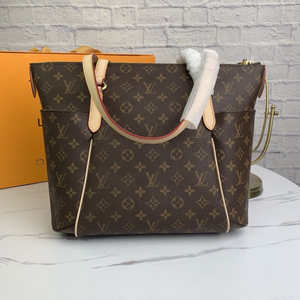 Replica LV Totally Gm Tote Bag M56689 - Stylish & Luxurious - Image 2