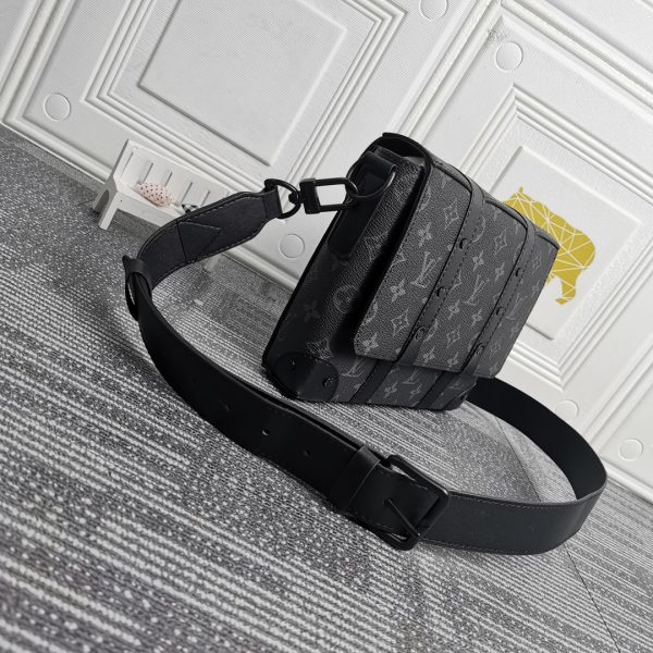 Louis Vuitton Replica Trunk Messenger Bag in Black - Image 3