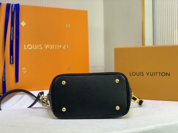 Replica Louis Vuitton Cruiser PM Bag in Black & White - Image 9