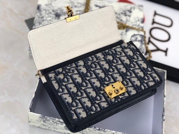 Replica Dior Small Flap Bag - Chic & Luxurious Style - Image 5