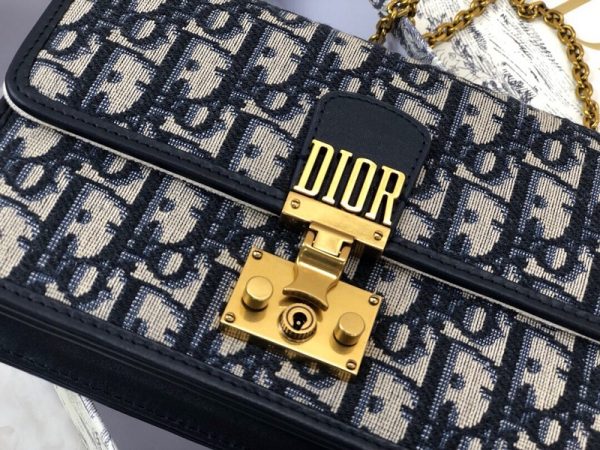 Replica Dior Small Flap Bag - Chic & Luxurious Style - Image 3